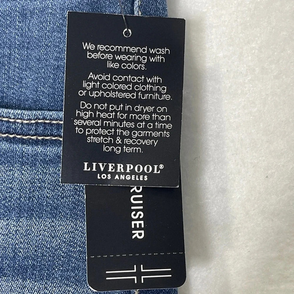 Liverpool Gia Glider Cruiser Jean Shorts Size 29/8 Highland Park Wash LM9137F86 - Picture 4 of 11